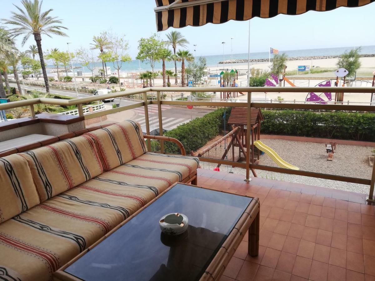 Cunit Playa Apartment Екстериор снимка