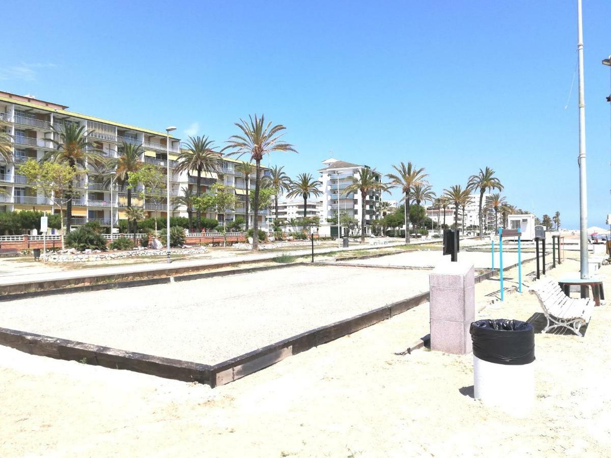 Cunit Playa Apartment Екстериор снимка