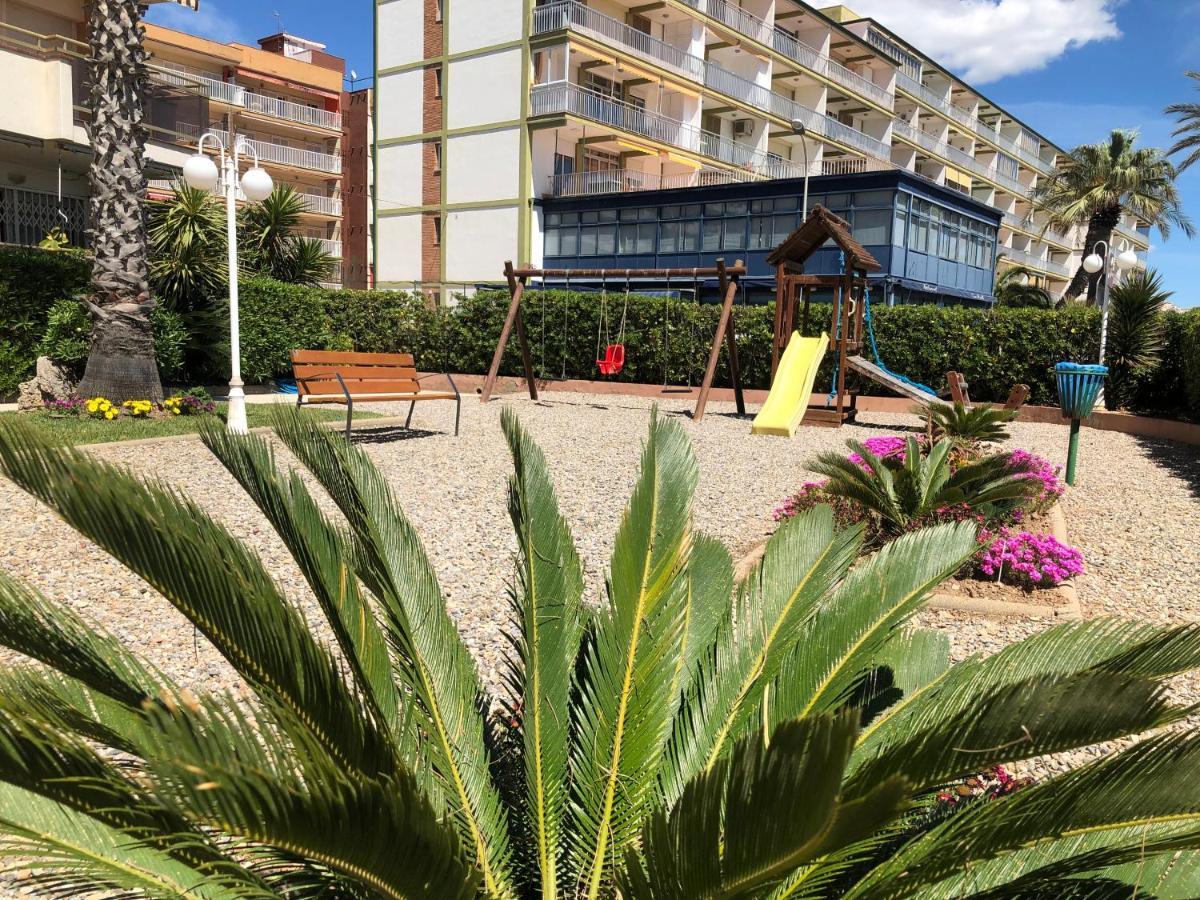Cunit Playa Apartment Екстериор снимка